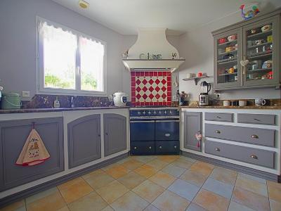 For sale 6 rooms 164 m2 Vendee (85440) photo 2