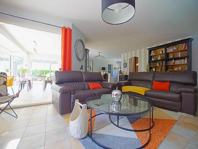 For sale 6 rooms 164 m2 Vendee (85440) photo 3