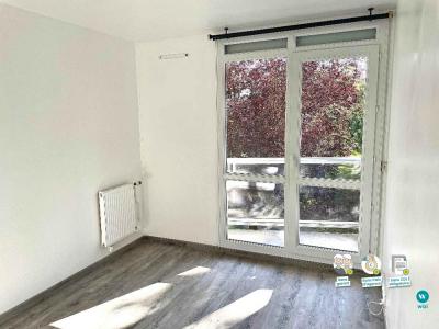 For rent Plaisir 2 rooms 46 m2 Yvelines (78370) photo 2