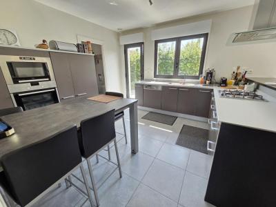 For sale Cambrai 9 rooms 220 m2 Nord (59400) photo 3