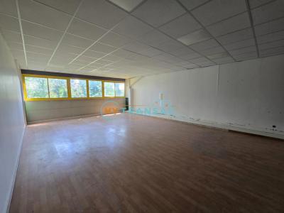 For rent Courtry 480 m2 Seine et marne (77181) photo 4