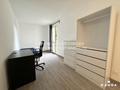 For rent Mantes-la-jolie 5 rooms 12 m2 Yvelines (78200) photo 3