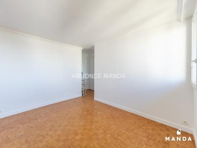 For rent Paris-12eme-arrondissement 3 rooms 62 m2 Paris (75012) photo 2
