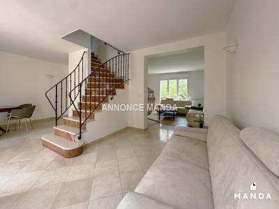 Louer Appartement Creteil 780 euros