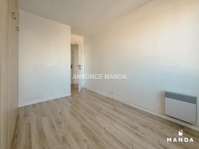 Louer Appartement 80 m2 Montigny-le-bretonneux