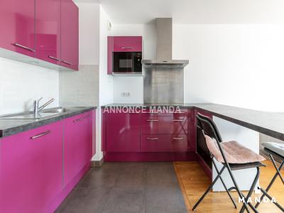 For rent Puteaux 3 rooms 67 m2 Hauts de Seine (92800) photo 3