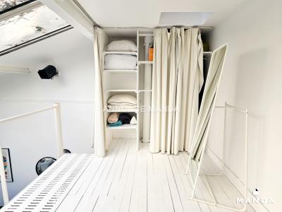 For rent Paris-18eme-arrondissement 2 rooms 42 m2 Paris (75018) photo 2