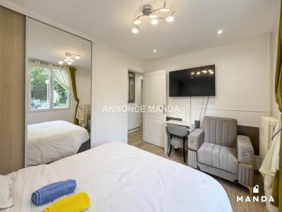 For rent Celle-saint-cloud 5 rooms 11 m2 Yvelines (78170) photo 0