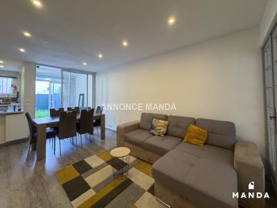 Louer Appartement 96 m2 Evry