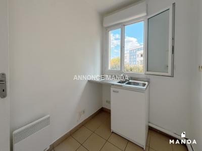 Louer Appartement Corbeil-essonnes 915 euros