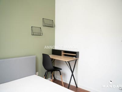 For rent Bordeaux 5 rooms 9 m2 Gironde (33000) photo 3