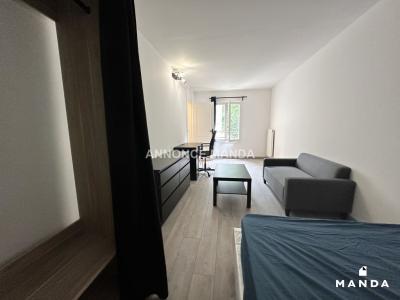 For rent Mantes-la-jolie 5 rooms 16 m2 Yvelines (78200) photo 2