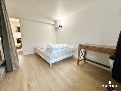For rent Villejuif 10 rooms 10 m2 Val de Marne (94800) photo 3