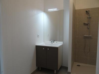 Louer Appartement Cenon 1017 euros