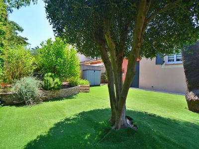 For sale Saint-cyr-sur-mer 5 rooms 147 m2 Var (83270) photo 2