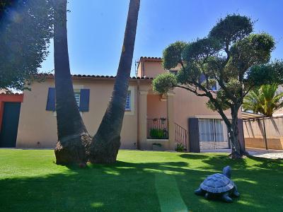 For sale Saint-cyr-sur-mer 5 rooms 147 m2 Var (83270) photo 3