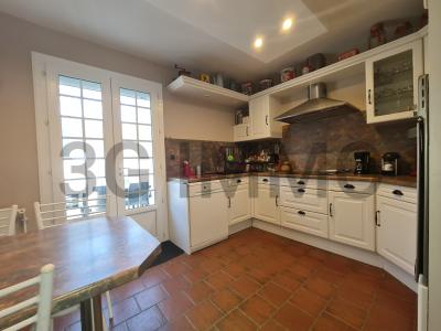 For sale Castres 5 rooms 132 m2 Tarn (81100) photo 3