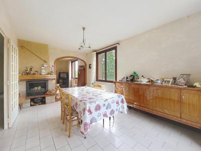 For sale Usson-en-forez 7 rooms 155 m2 Loire (42550) photo 1