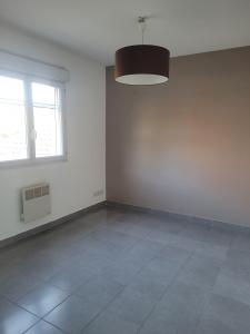 For rent Bastidonne 3 rooms 52 m2 Vaucluse (84120) photo 2