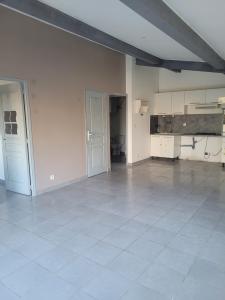 For rent Bastidonne 3 rooms 52 m2 Vaucluse (84120) photo 3
