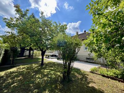 For sale Nemours 5 rooms 130 m2 Seine et marne (77140) photo 2