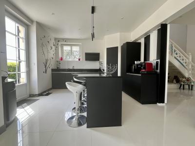 For sale Saint-macaire 7 rooms 245 m2 Gironde (33490) photo 1