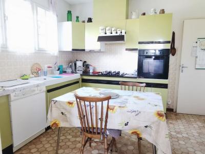 For sale Bagas LA-RAOLE 5 rooms 122 m2 Gironde (33190) photo 3