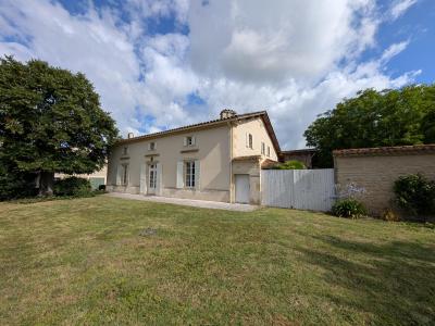 For sale Bagas LA-RAOLE 15 rooms 554 m2 Gironde (33190) photo 1
