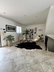 For sale Aix-en-provence 6 rooms 206 m2 Bouches du Rhone (13090) photo 0