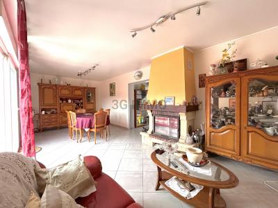 For sale Gagny 5 rooms 85 m2 Seine saint denis (93220) photo 2