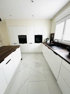For sale Provins 5 rooms 130 m2 Seine et marne (77160) photo 2