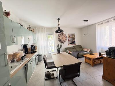 For sale Canet 2 rooms 70 m2 Herault (34800) photo 2