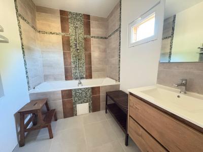 For sale Canet 4 rooms 87 m2 Herault (34800) photo 2