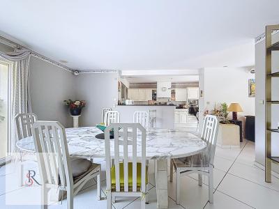 For sale Laroque-timbaut 9 rooms 285 m2 Lot et garonne (47340) photo 3