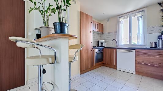 For sale Venissieux 4 rooms 62 m2 Rhone (69200) photo 4