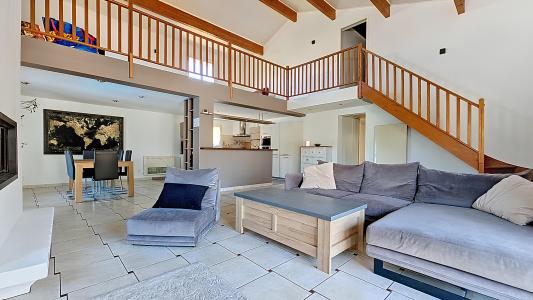 For sale Saint-priest 6 rooms 202 m2 Rhone (69800) photo 2