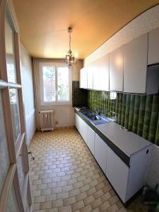 For sale Arpajon-sur-cere 3 rooms 72 m2 Cantal (15130) photo 3