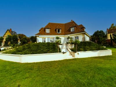 For sale Nesles-la-vallee 9 rooms 295 m2 Val d'Oise (95690) photo 0