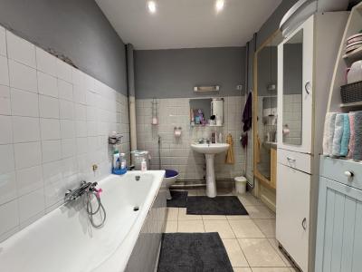 For sale Beziers 4 rooms 73 m2 Herault (34500) photo 2