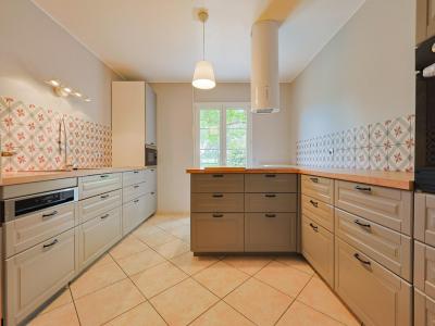 For sale Paucourt 5 rooms 126 m2 Loiret (45200) photo 2