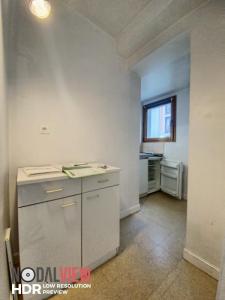 For rent Evreux 1 room 24 m2 Eure (27000) photo 2