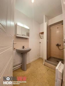 For rent Evreux 1 room 24 m2 Eure (27000) photo 3