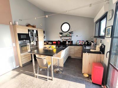 For sale Saint-christophe 4 rooms 112 m2 Charente maritime (17220) photo 2