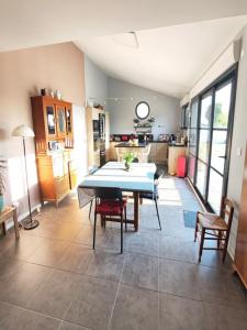 For sale Saint-christophe 4 rooms 112 m2 Charente maritime (17220) photo 3