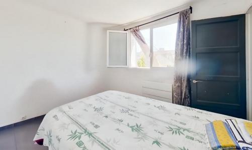 For sale Marseille-3eme-arrondissement 3 rooms 49 m2 Bouches du Rhone (13003) photo 3