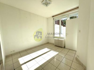 For sale Saint-doulchard 5 rooms 114 m2 Cher (18230) photo 4