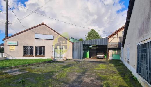 For sale Henrichemont 5 rooms 500 m2 Cher (18250) photo 1