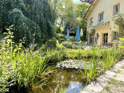 Acheter Prestige 366 m2 Saint-amand-montrond