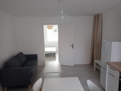 For rent Villefranche-sur-saone 2 rooms 30 m2 Rhone (69400) photo 2