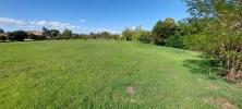 For sale Land Saint-quentin-la-poterie 5 mn à pied du centre